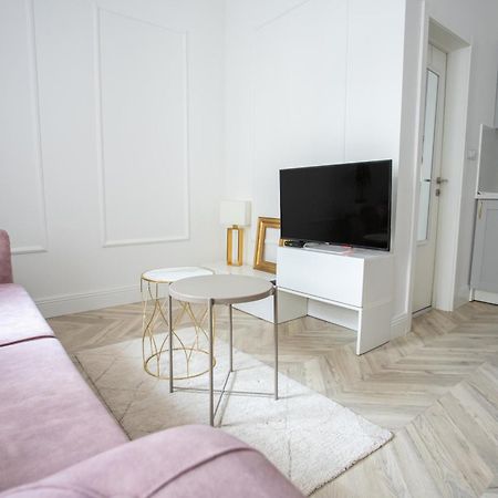 Etoile City Center Apartments Belgrado Exterior foto